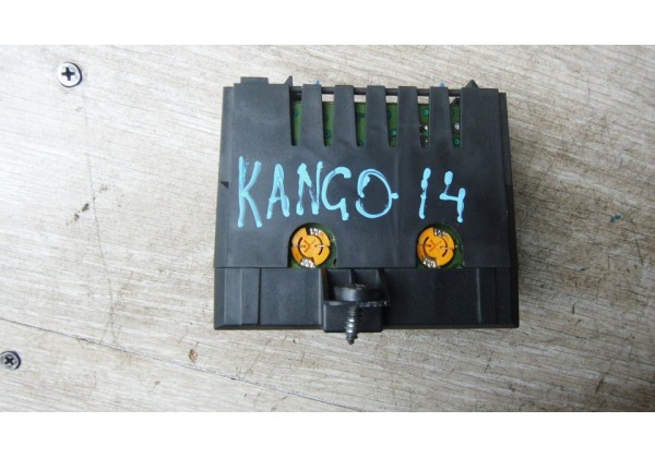 Годинник Renault Kangoo, 7700413212